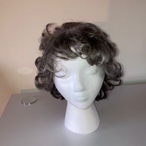 Gray wig